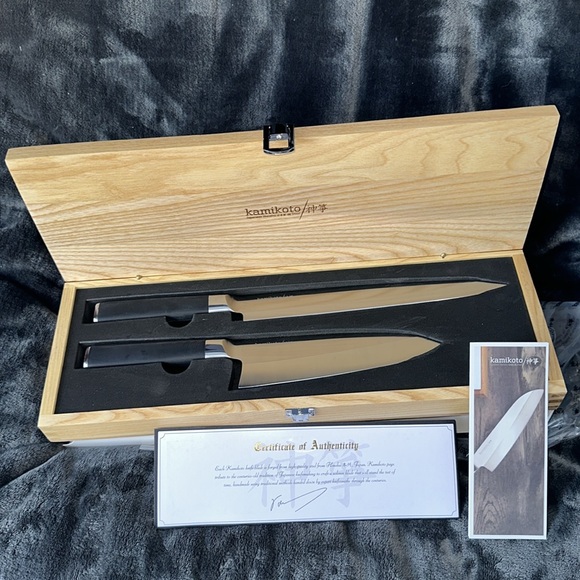 Kamikoto Ryoshi knife set of 2 New In ash wood box
